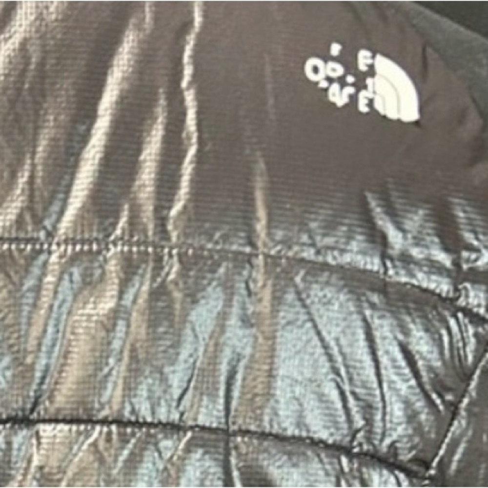 The North Face Women's Black Puffer Summit Series Jacket - Picture 16 of 16